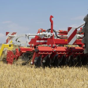 Erpice a dischi portati "Pottinger" mod. TERRADISC 3001